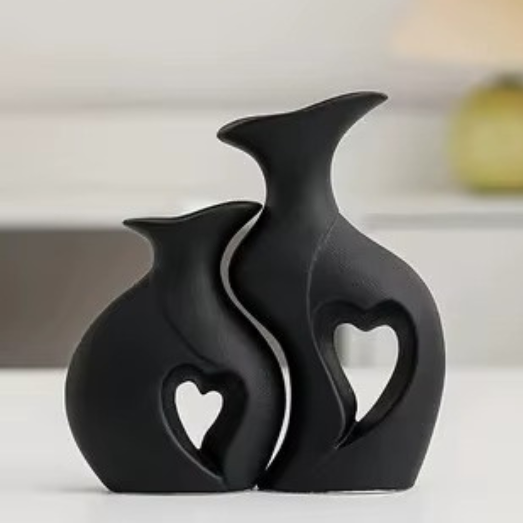 The Corvix Nordic Heart Couple Vase Set