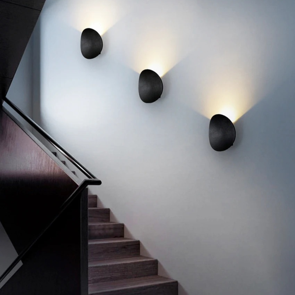 The Aquix Aluminum LED Wall Light