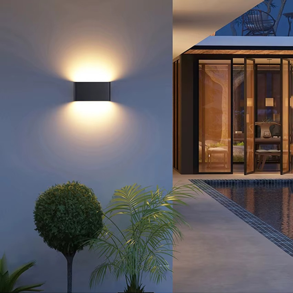 The Aquora IP65 Waterproof LED Wall Light