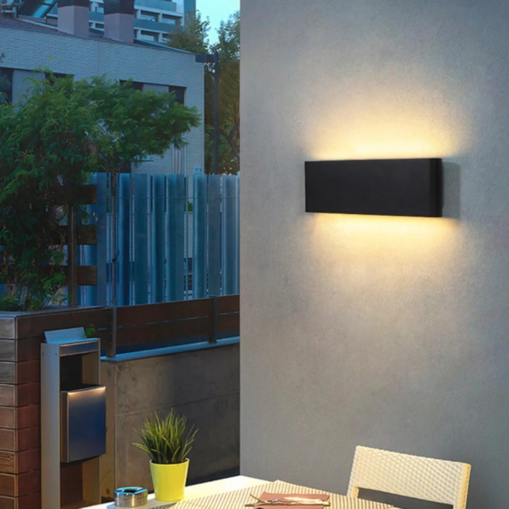 The Aquora IP65 Waterproof LED Wall Light