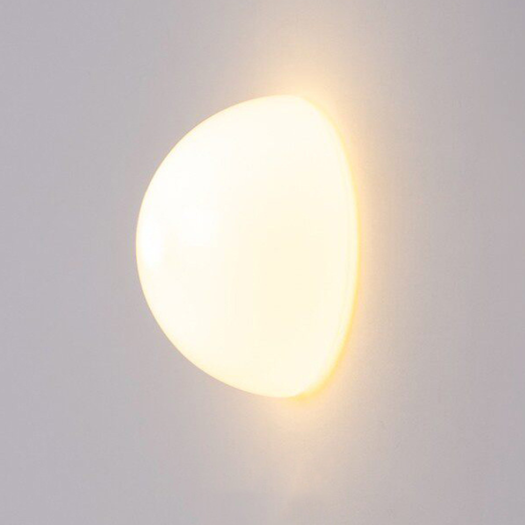 The Bauvera Bauhaus Glass Wall Light