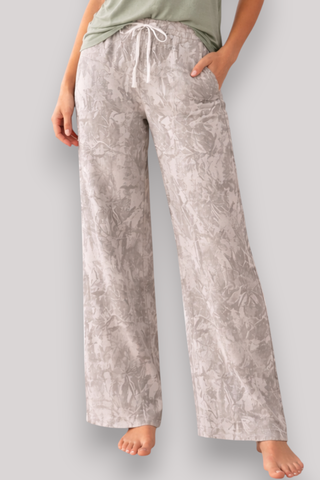 The Bexley Women's Camouflage Print Trousers Casual Relaxed Fit Pants