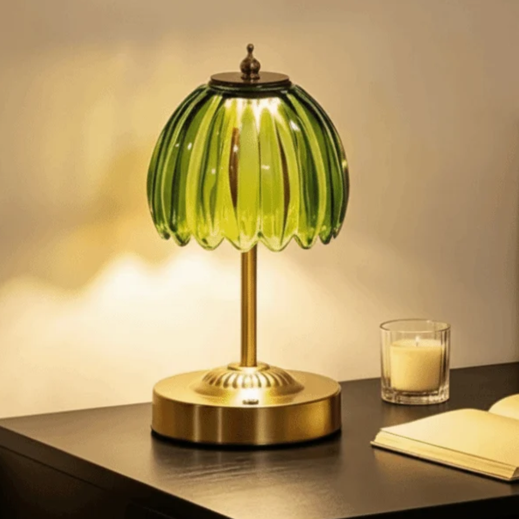 The Caelune USB Touch Table Lamp
