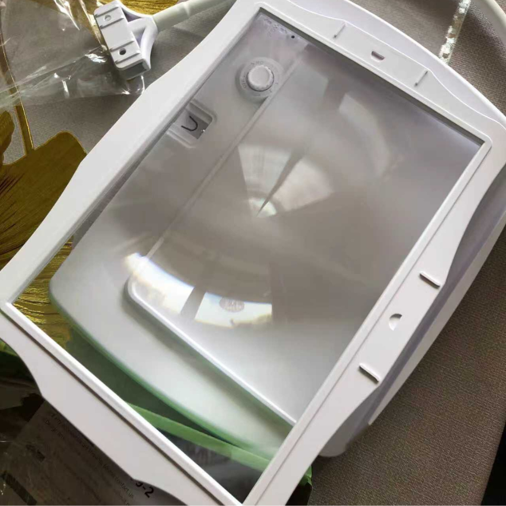 The Clarivor 20x LED Desktop Magnifying Lamp