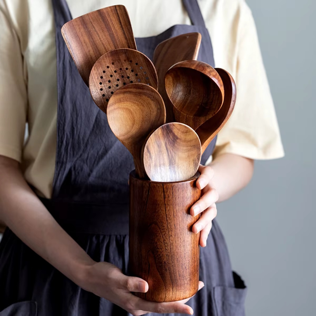 The Cookora Wooden Kitchen Utensil Set
