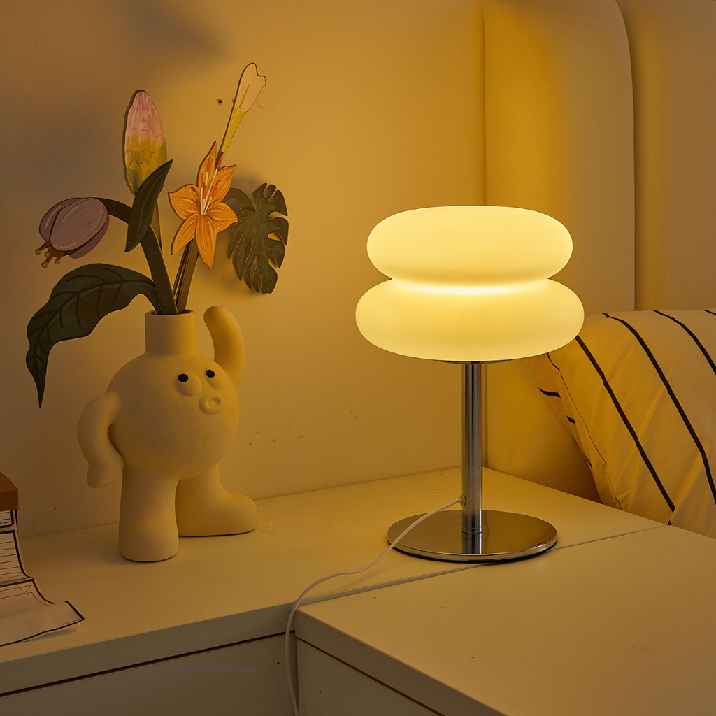 The CremaLume USB Bedside Dimmable Table Lamp