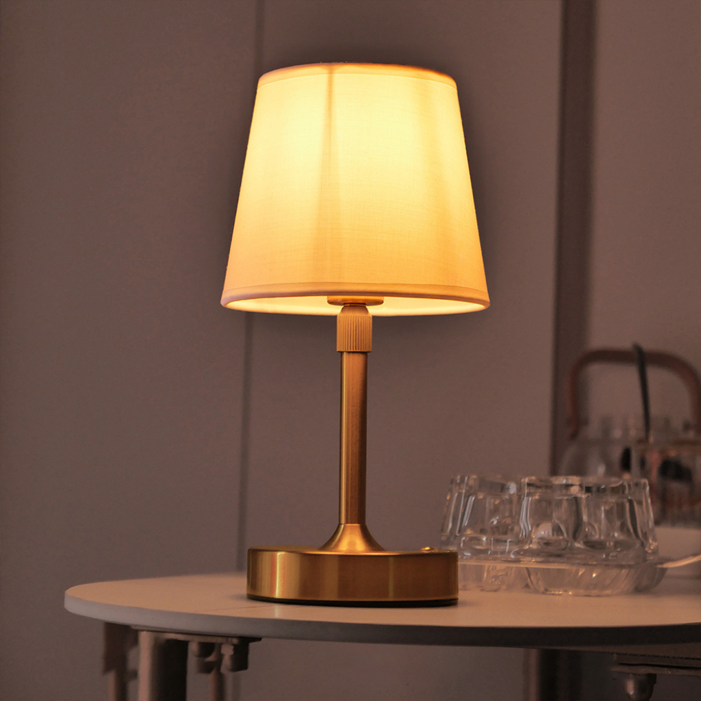 The FabriLux Rechargeable Touch Table Lamp