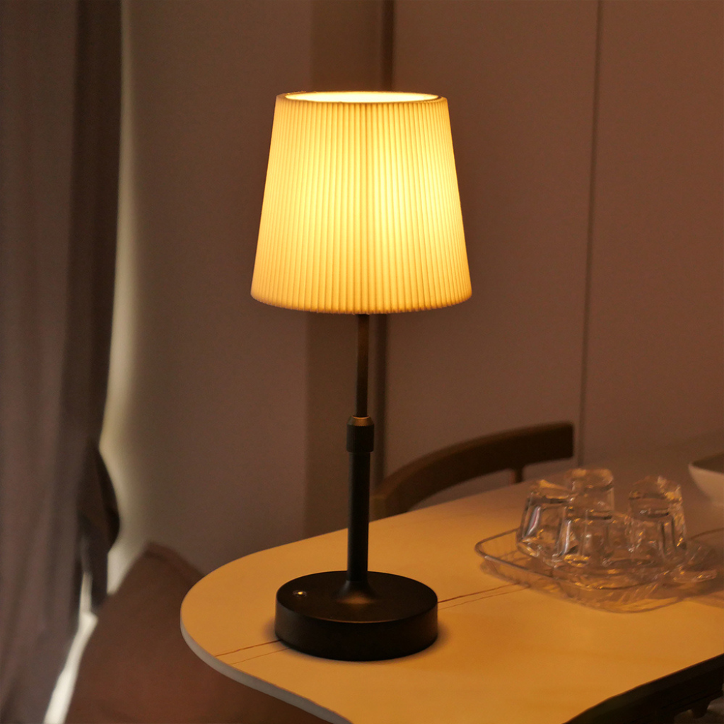 The FabriLux Rechargeable Touch Table Lamp