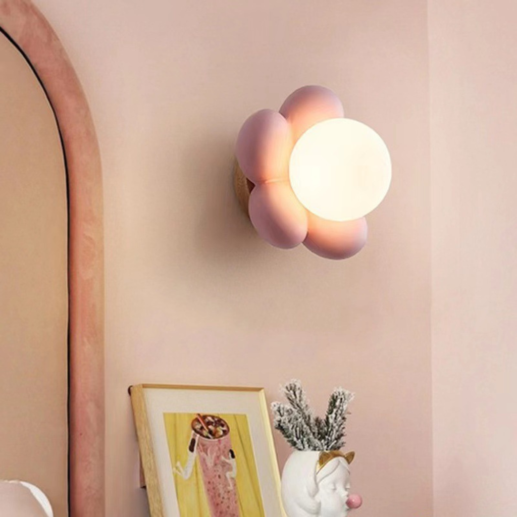 The Florenne Flower Resin LED Wall Light