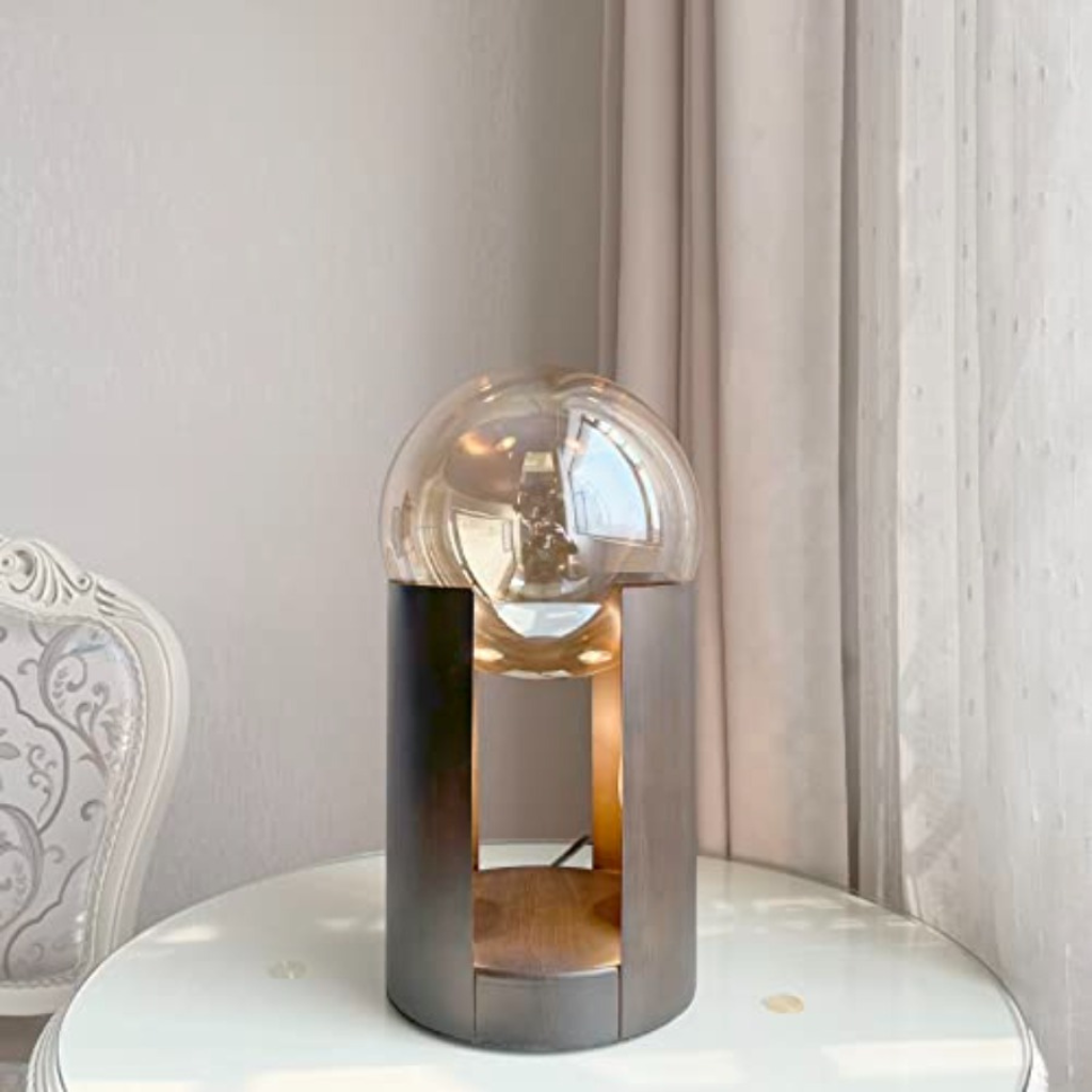 The Glavora Glass Globe Table Lamp