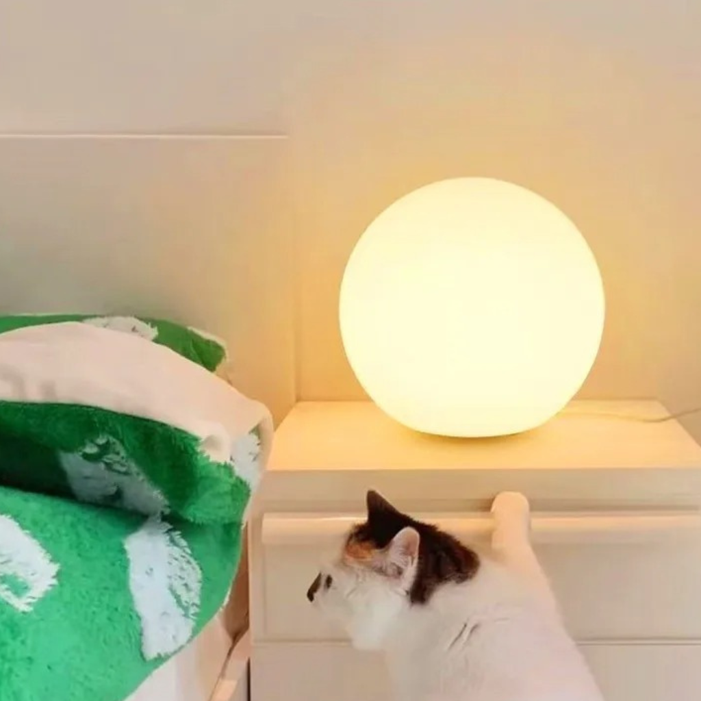The Glowelle Atmosphere Ball Table Lamp