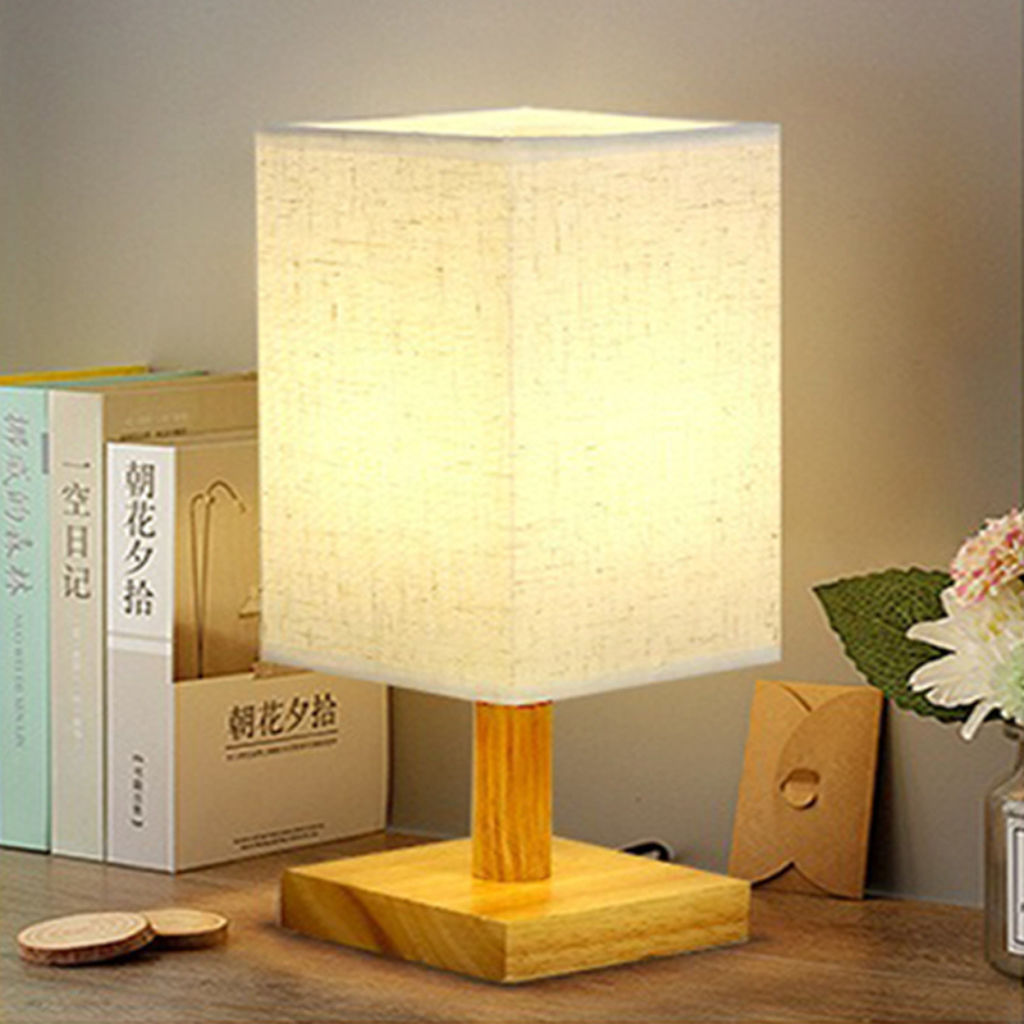 The Hanora Chinese Style LED Table Lamp