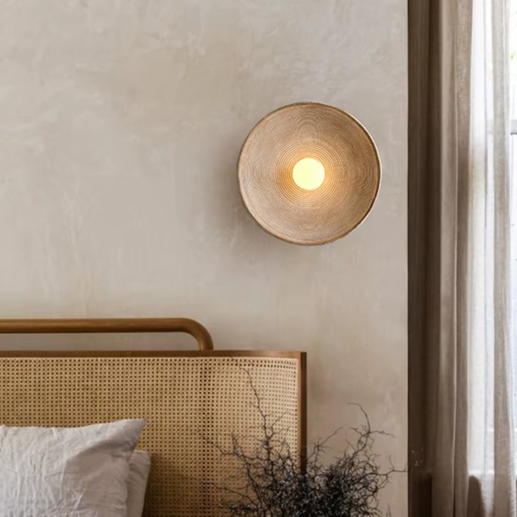 The Homara Decorative Indoor Wall Lamp