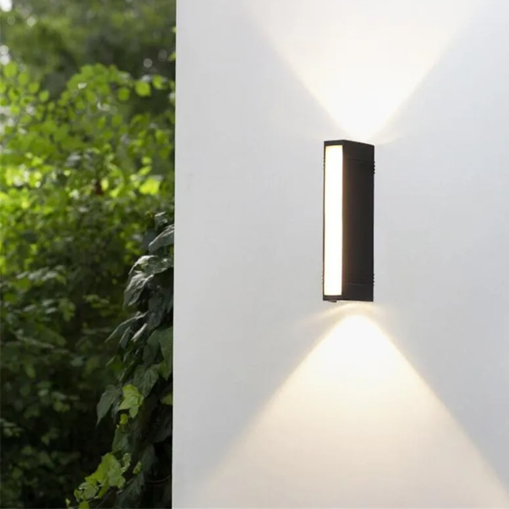 The Hydrova LED Waterproof Wall Lamp