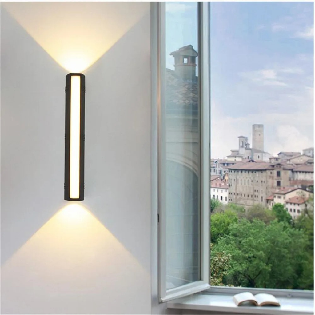 The Hydrova LED Waterproof Wall Lamp