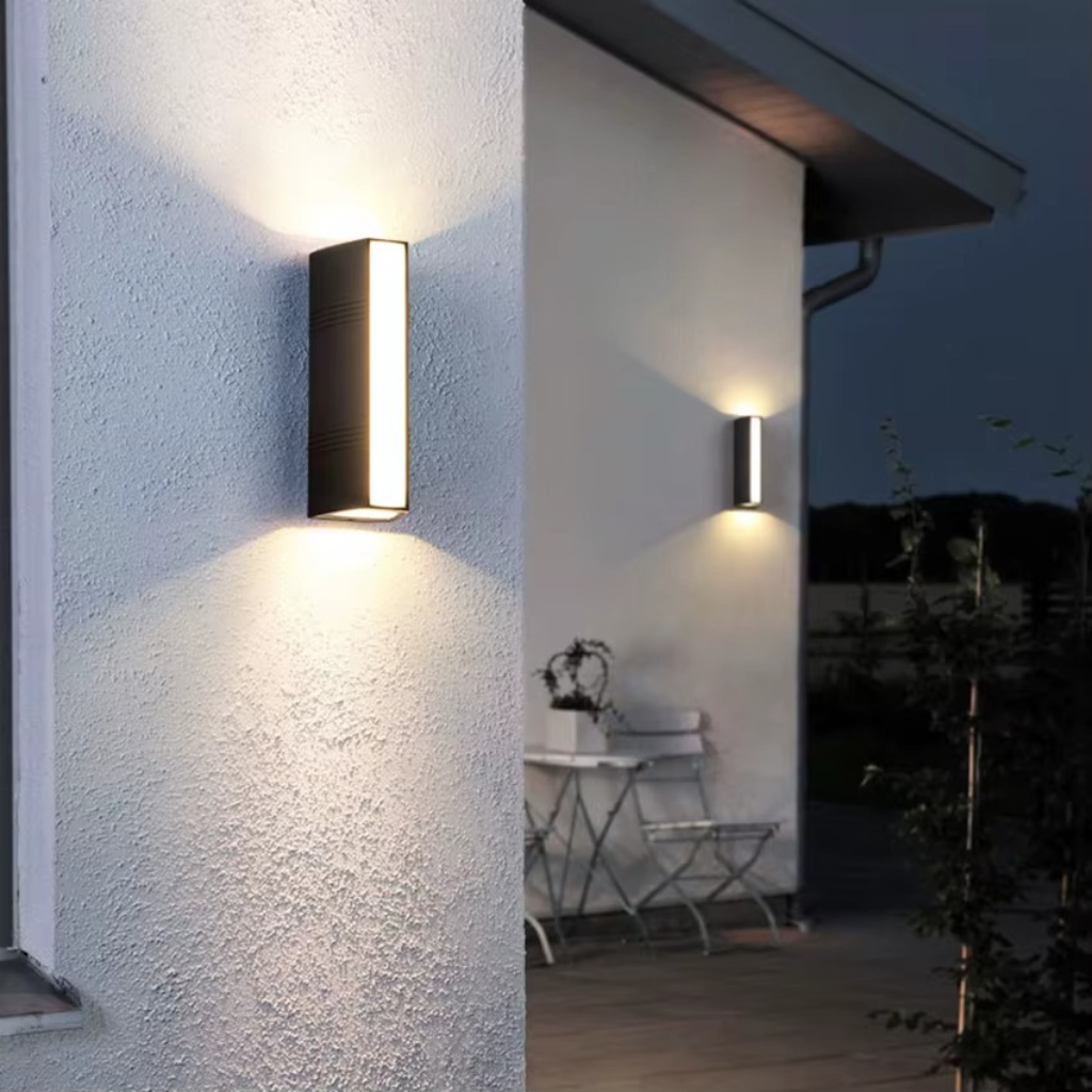 The Hydrova LED Waterproof Wall Lamp