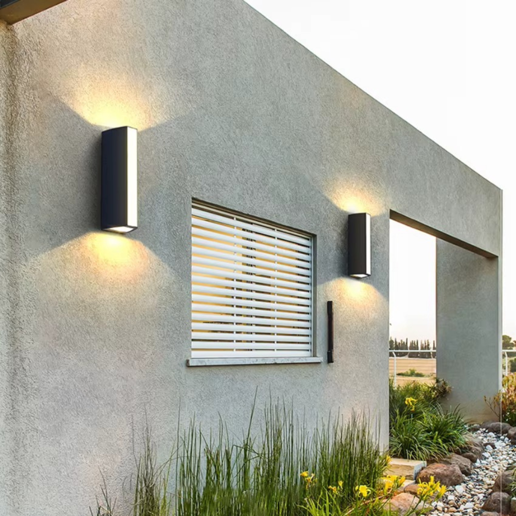 The Hydrova LED Waterproof Wall Lamp