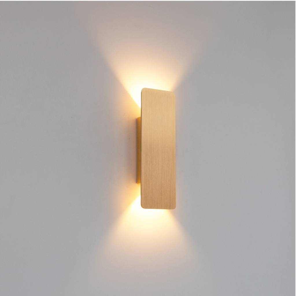 The Linearis Modern Outdoor LED Wall Light