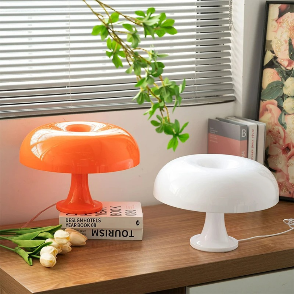 The Lumish USB LED Tri Colour Mushroom Desk Lamp