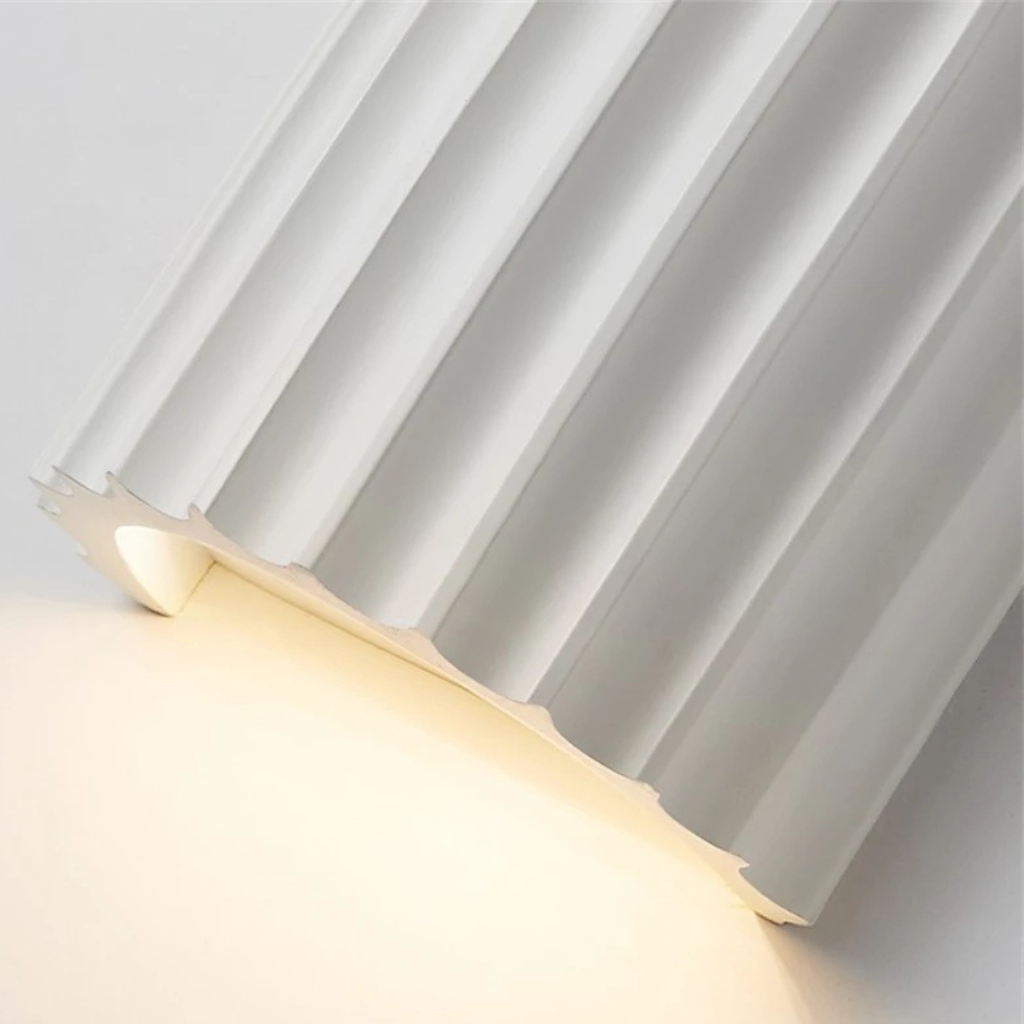 The Resvane Nordic Modern Resin LED Wall Light