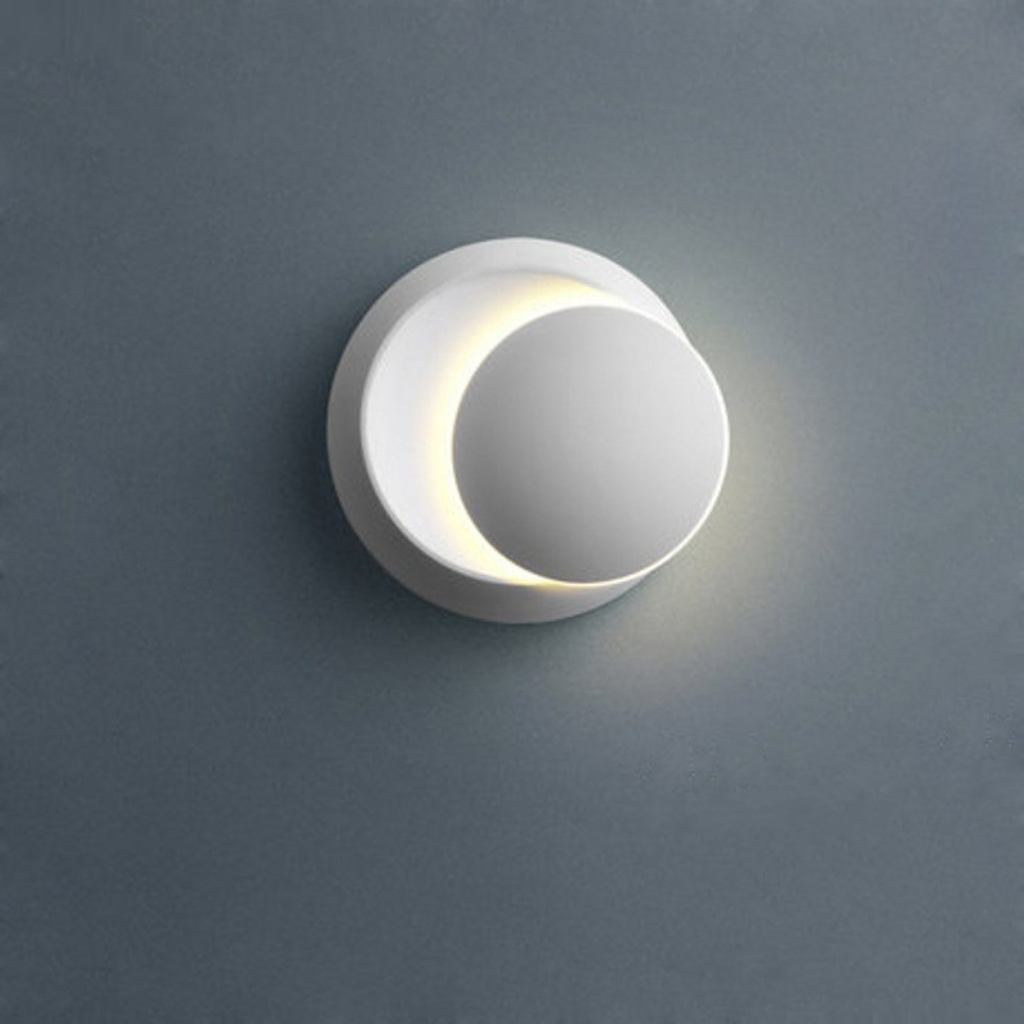 The Rotelle Rotatable LED Wall Light