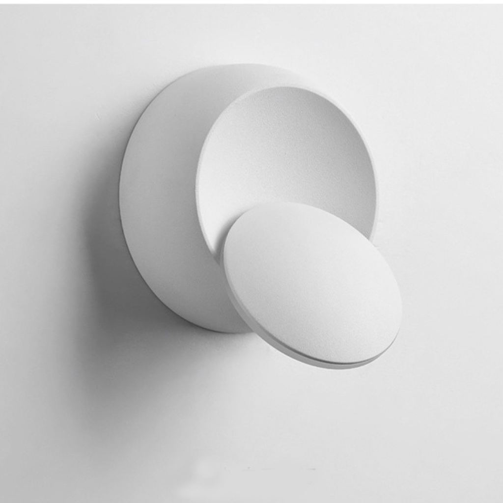 The Rotelle Rotatable LED Wall Light