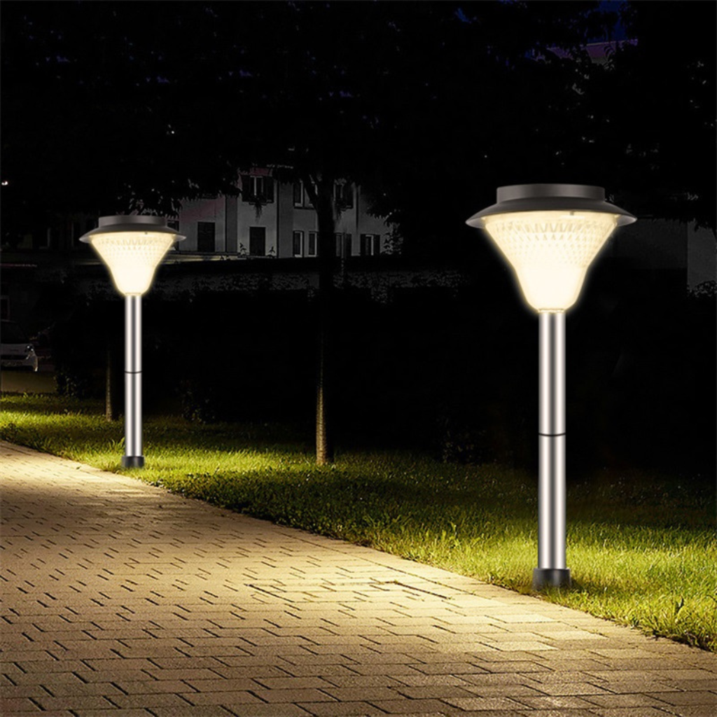 The Solera Waterproof Solar LED Lawn Light