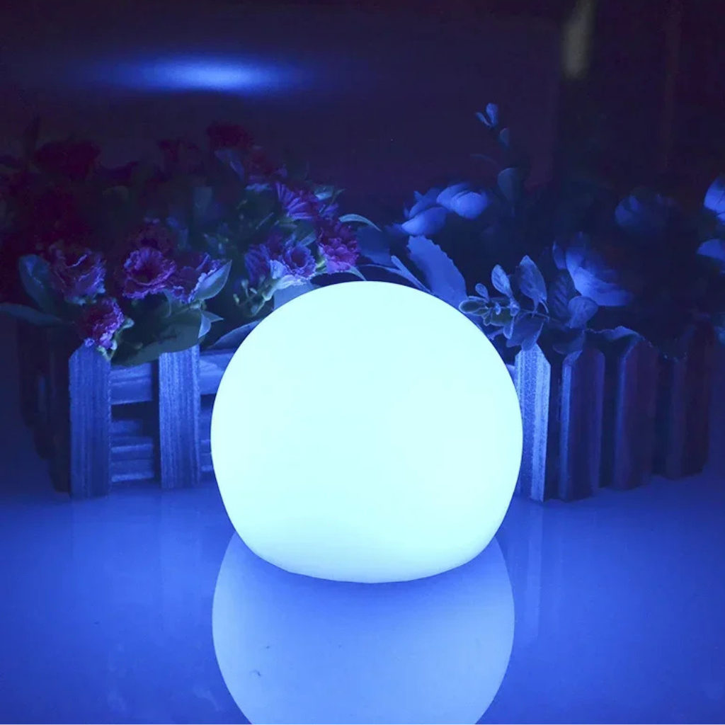 The Solisphere Waterproof Solar Ball LED Mood Light