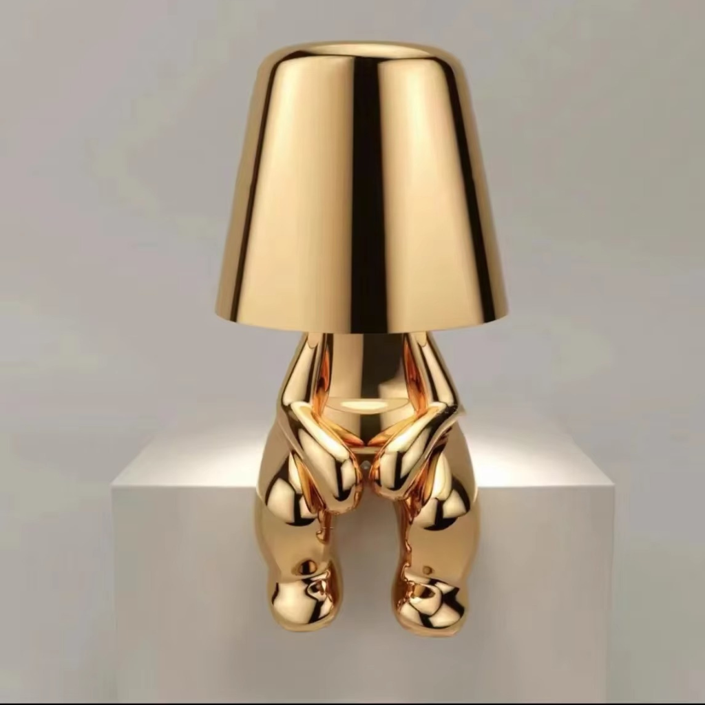 The Thinkra USB Statue Desk Lamp