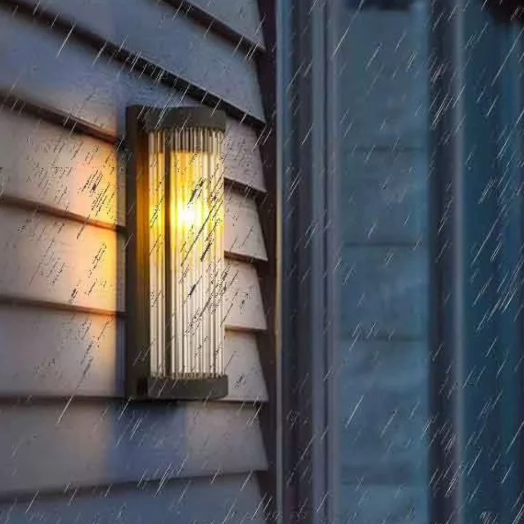 The Valdora Retro Waterproof Outdoor Wall Light
