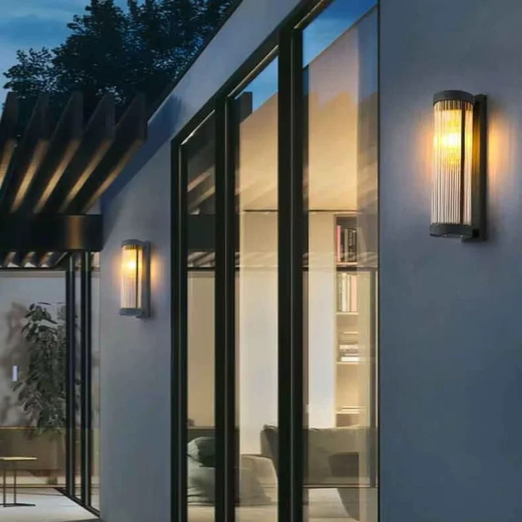 The Valdora Retro Waterproof Outdoor Wall Light