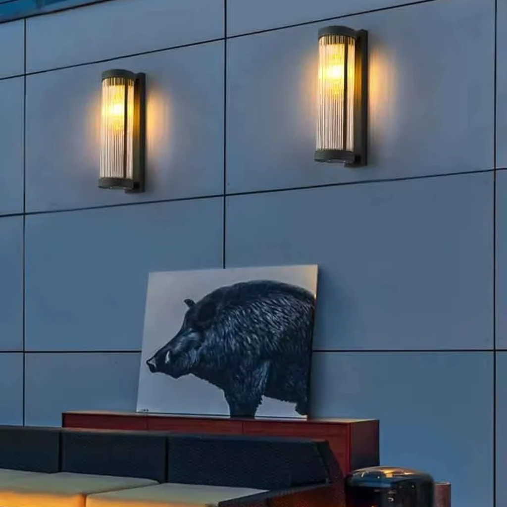 The Valdora Retro Waterproof Outdoor Wall Light
