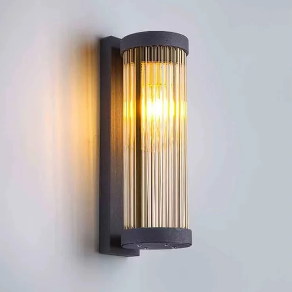 The Valdora Retro Waterproof Outdoor Wall Light