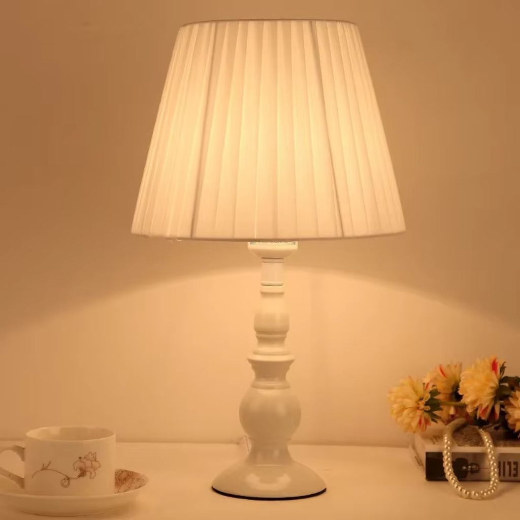 The Vintora Chinese Styled Bedside Table Lamp