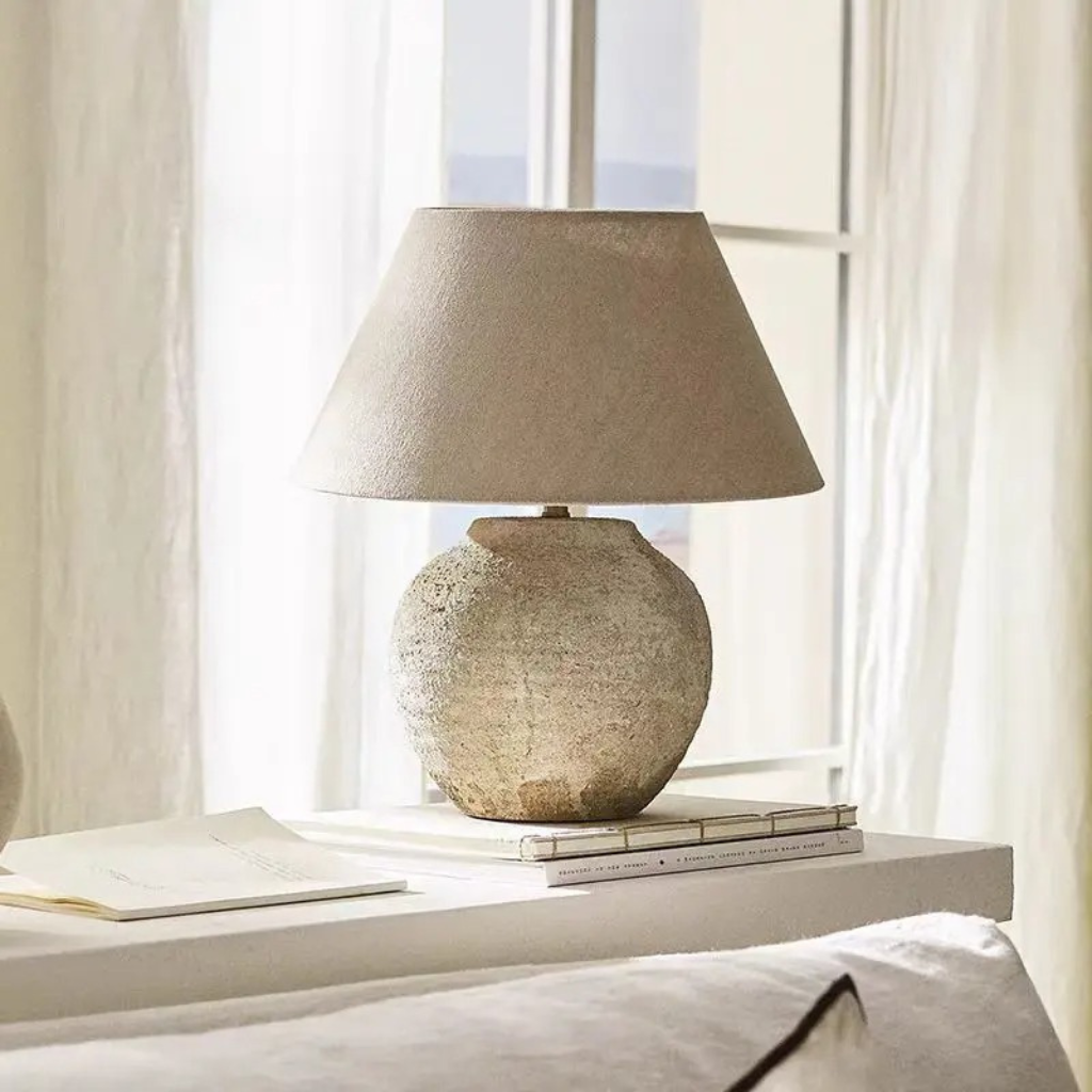 The Wabilux Ceramic Table Lamp